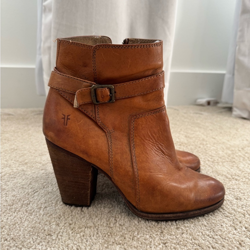 Frye Patty Riding Booties 🤎 - Picture 2 of 11